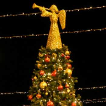 حال و هوای شب کریسمس و سال نو میلادی - محله جلفای اصفهان 