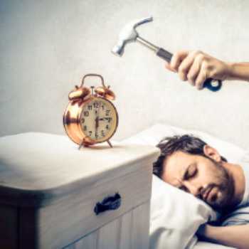 چند راه حل کاربردی برای افرادی که خوابشان سنگین است
